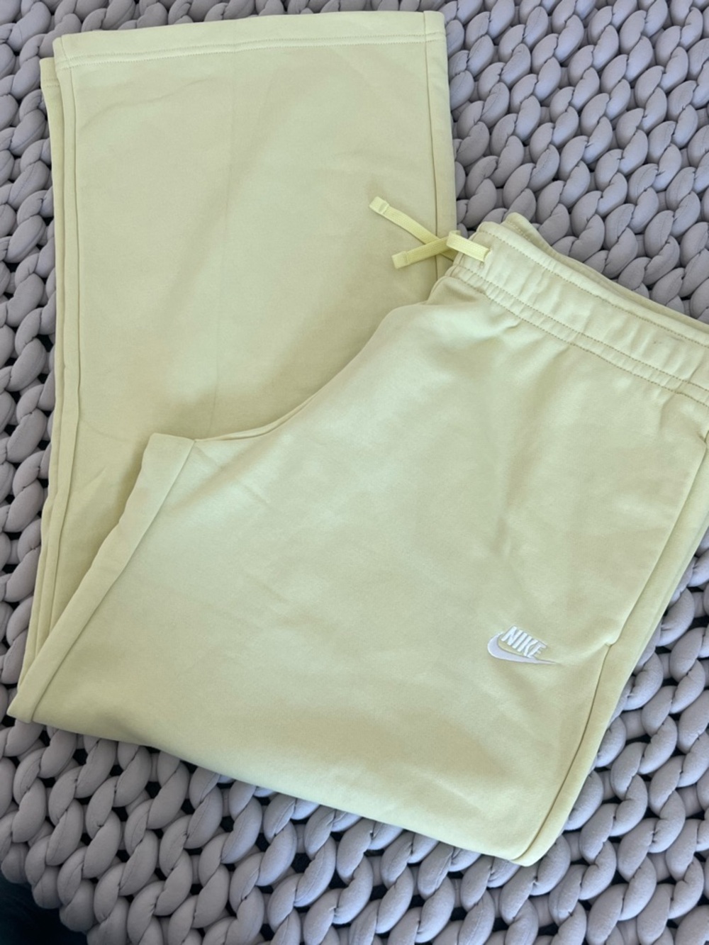 NWT Neon Nike Standard Midrise Full Length Wide Leg Sweatpants